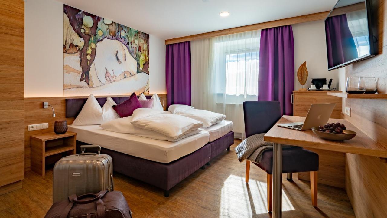 Hotel Stiegler Bed & Breakfast Timelkam Eksteriør bilde